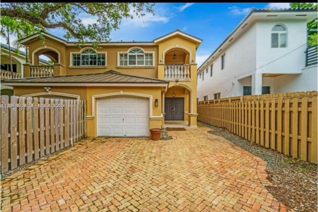 3047 Day Ave 1, Miami, FL 33133