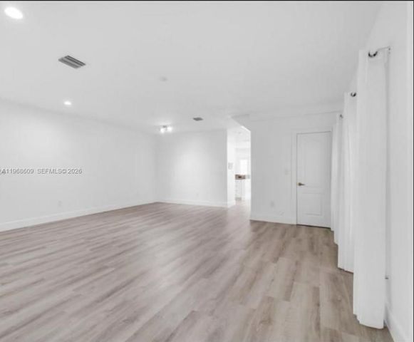 3047 Day Ave 1, Miami, FL 33133