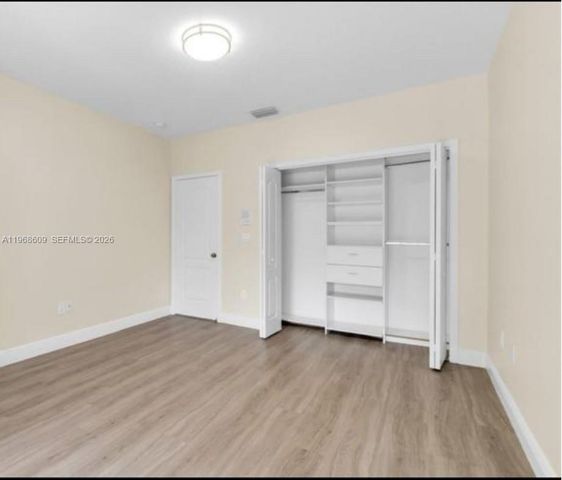 3047 Day Ave 1, Miami, FL 33133