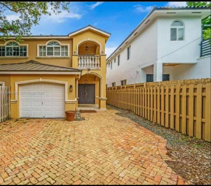 3047 Day Ave 1, Miami, FL 33133