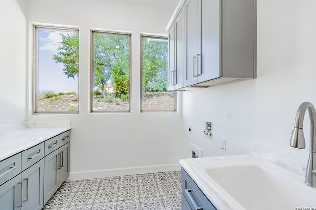 359 MUSE DR, Spring Branch, TX 78070