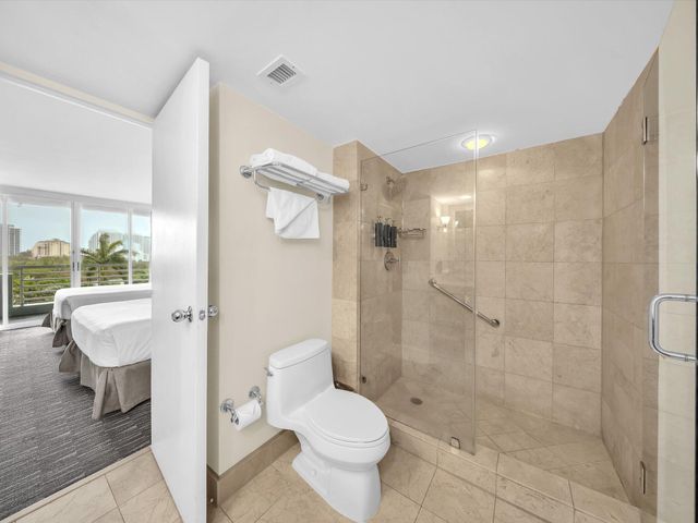 2670 E Sunrise Boulevard 520, Fort Lauderdale, FL 33304