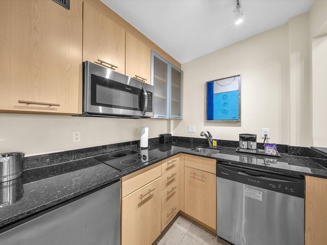 2670 E Sunrise Boulevard 520, Fort Lauderdale, FL 33304