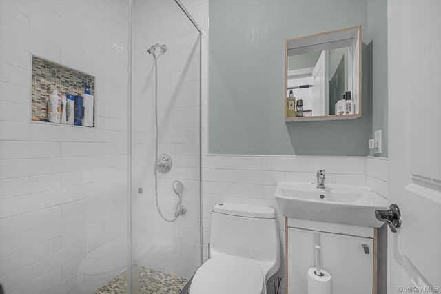 39-12 215TH Place, Bayside, NY 11361