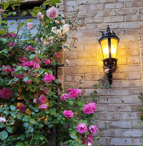 39-12 215TH Place, Bayside, NY 11361