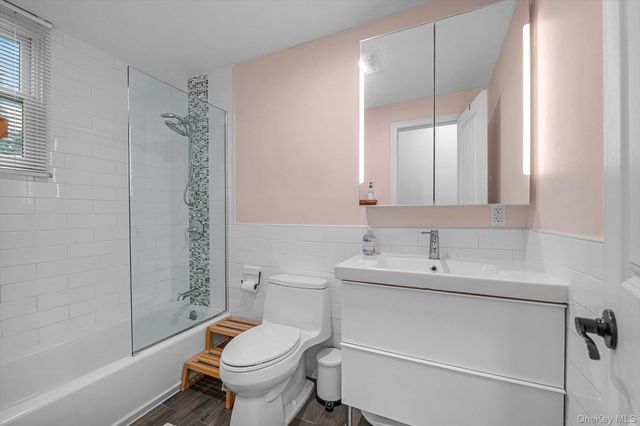 39-12 215TH Place, Bayside, NY 11361