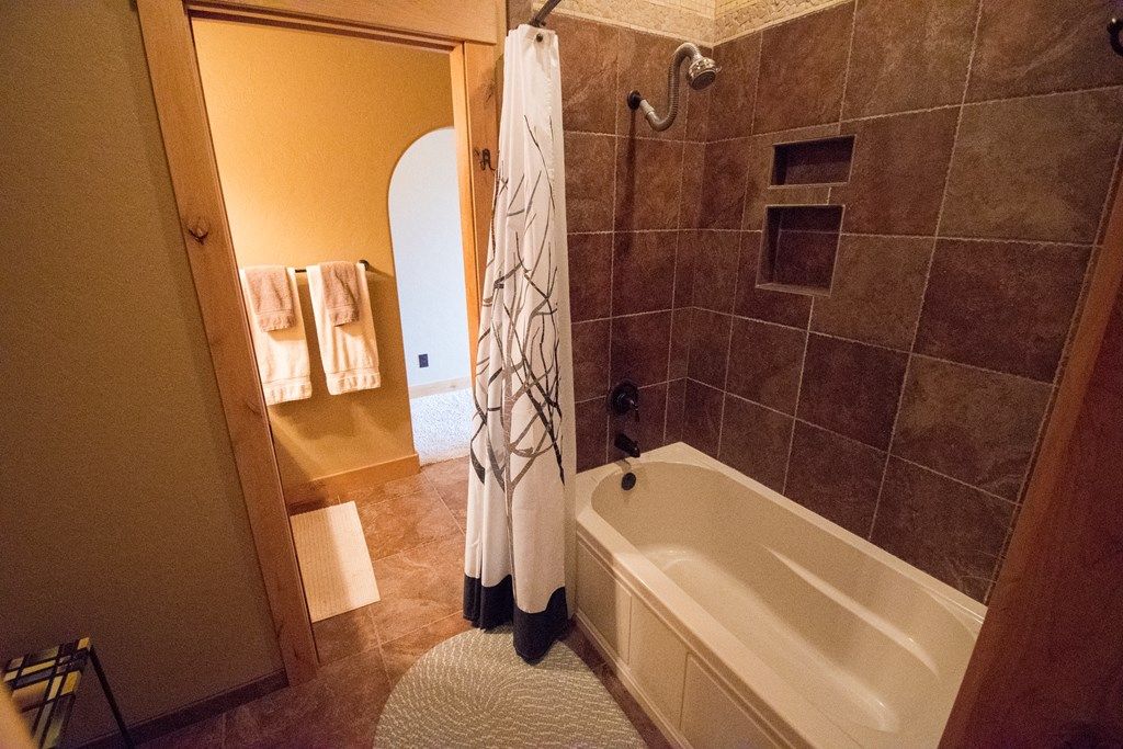 1531 Gulch St, Cody, WY 82414 photo 25