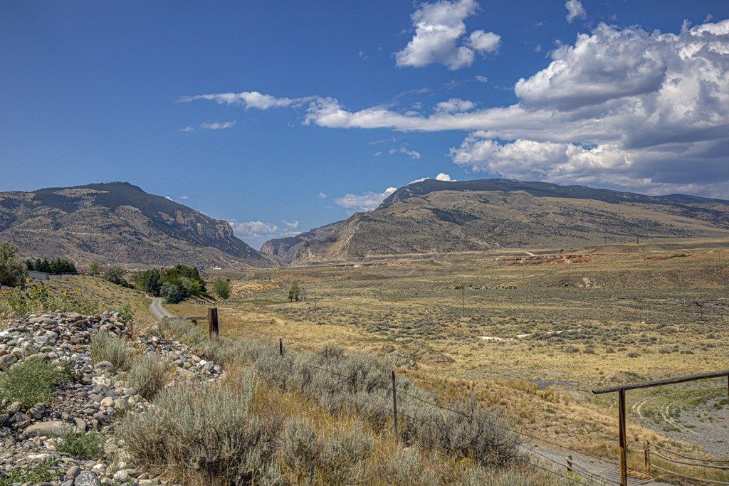 1531 Gulch St, Cody, WY 82414 photo 37