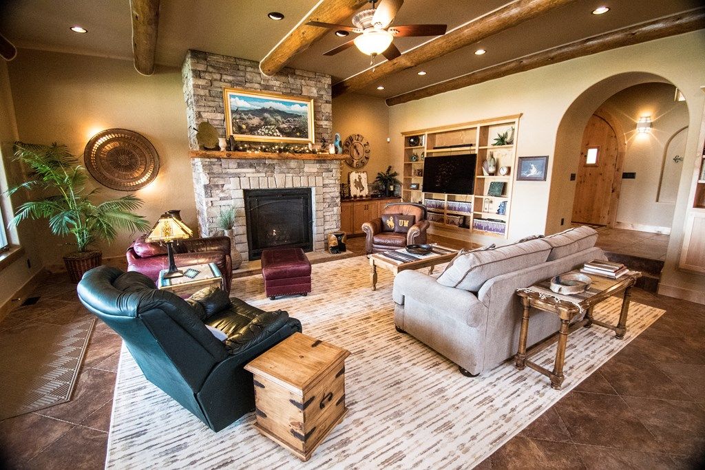 1531 Gulch St, Cody, WY 82414 photo 8