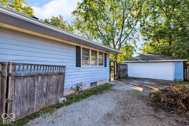 7665 E 52nd Street, Indianapolis, IN 46226