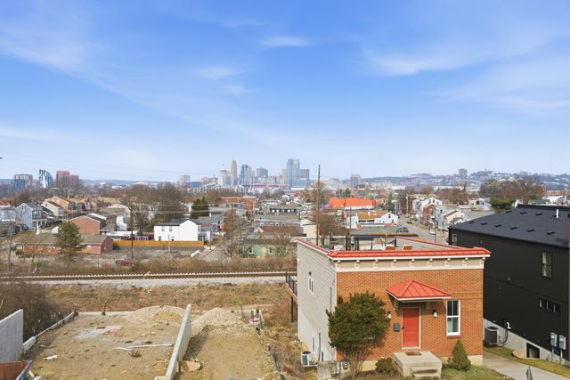 100 W 13th Street, Newport, KY 41071