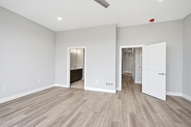 100 W 13th Street, Newport, KY 41071