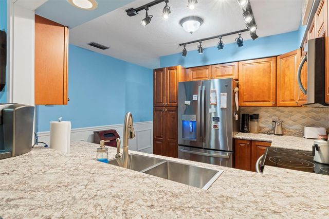9066 N GOLFVIEW DRIVE, Citrus Springs, FL 34434