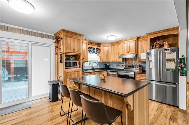 102 Edgewater Dr, Winchester, TN 37398