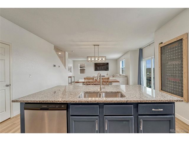 6024 High Timber Cir, Castle Rock, CO 80104