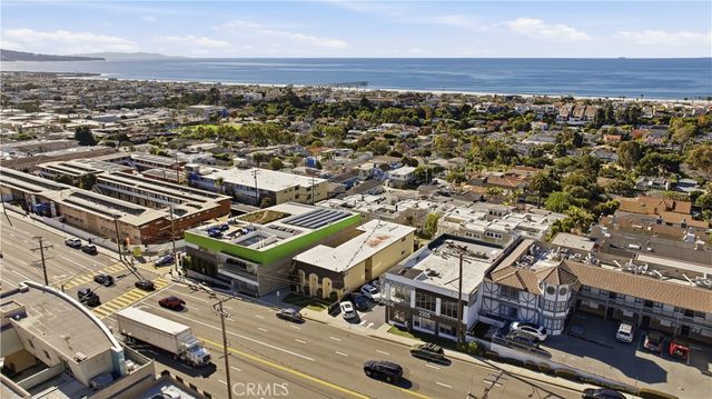 2121 Pacific Coast Highway, Hermosa Beach, CA 90254