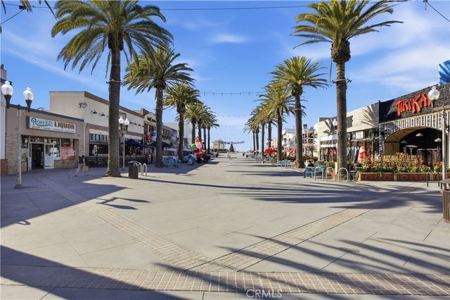 2121 Pacific Coast Highway, Hermosa Beach, CA 90254