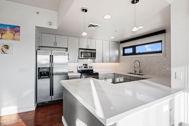 310 S 4TH Street 601, Phoenix, AZ 85004