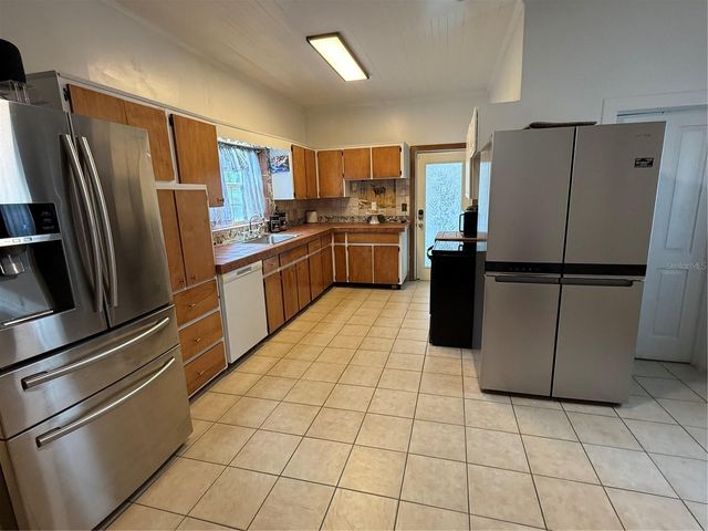 110 N VOLUSIA AVENUE, Pierson, FL 32180