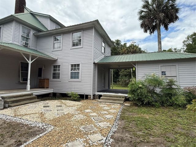 110 N VOLUSIA AVENUE, Pierson, FL 32180