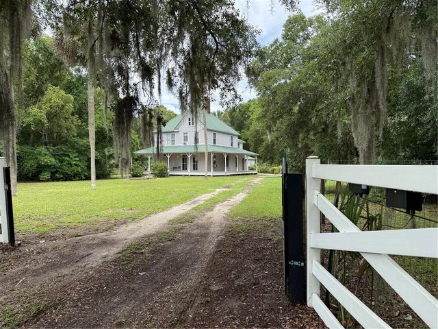 110 N VOLUSIA AVENUE, Pierson, FL 32180