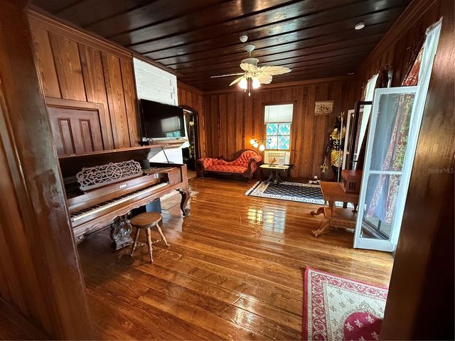 110 N VOLUSIA AVENUE, Pierson, FL 32180