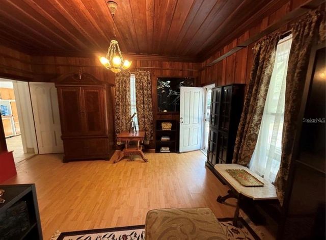 110 N VOLUSIA AVENUE, Pierson, FL 32180