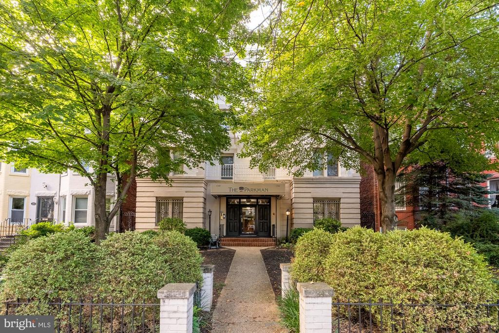1341 E CAPITOL ST SE #107, Washington, DC 20003