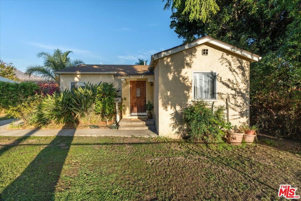 2548 Casitas Avenue, Altadena, CA 91001 — exterior