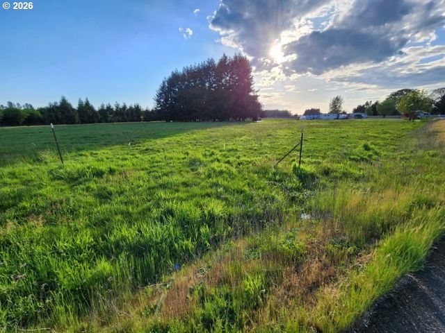 29290 S OLD MOLALLA Rd, Molalla, OR 97038