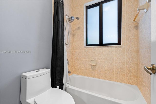 7613 SW 188th Ter, Cutler Bay, FL 33157