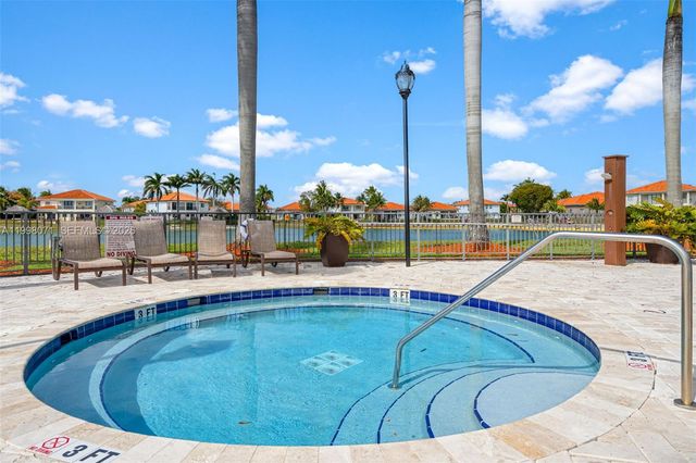 7613 SW 188th Ter, Cutler Bay, FL 33157