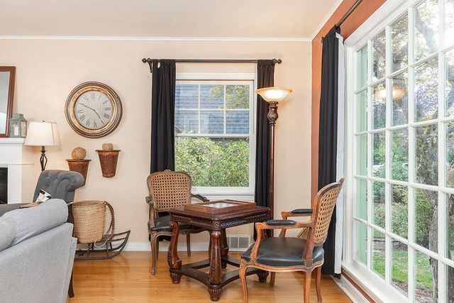 719 NW 3rd Street, Grants Pass, OR 97526