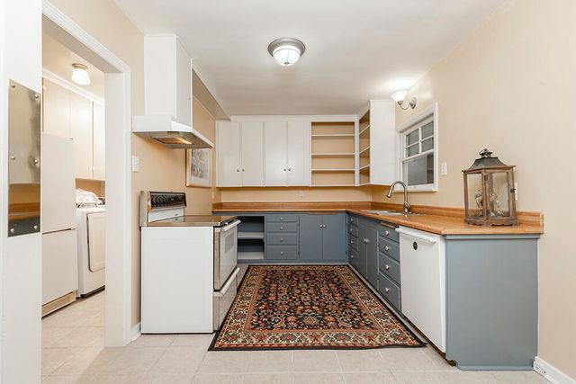 719 NW 3rd Street, Grants Pass, OR 97526