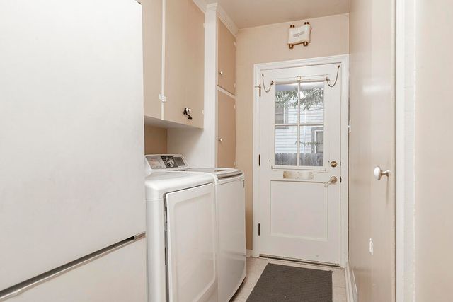 719 NW 3rd Street, Grants Pass, OR 97526