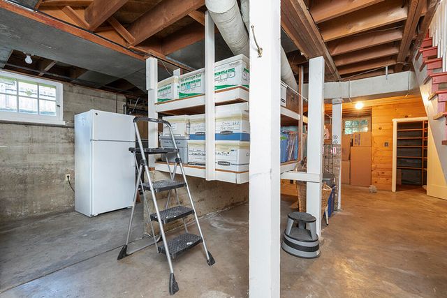 719 NW 3rd Street, Grants Pass, OR 97526