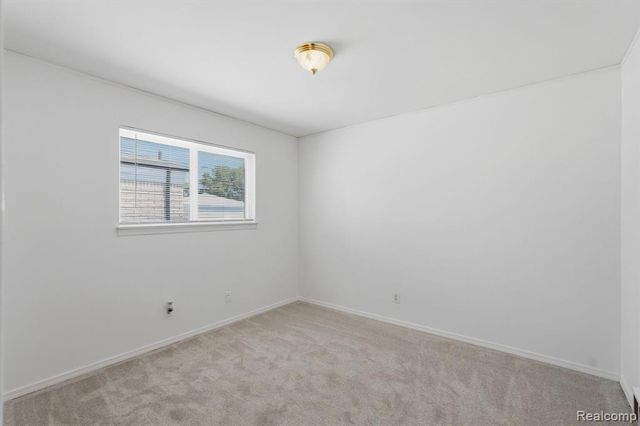 25060 Koontz Street, Roseville, MI 48066