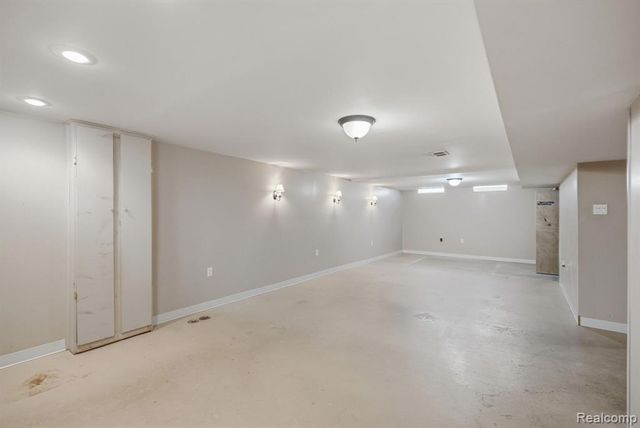 25060 Koontz Street, Roseville, MI 48066