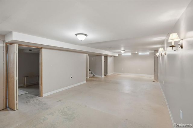 25060 Koontz Street, Roseville, MI 48066