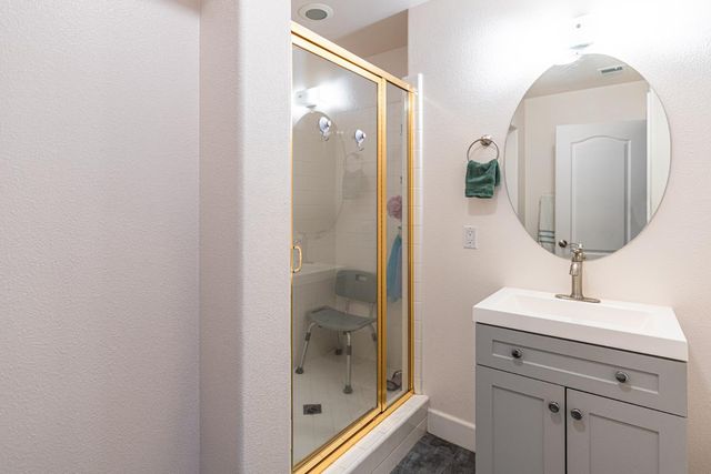 2322 E Revere Road, Fresno, CA 93720