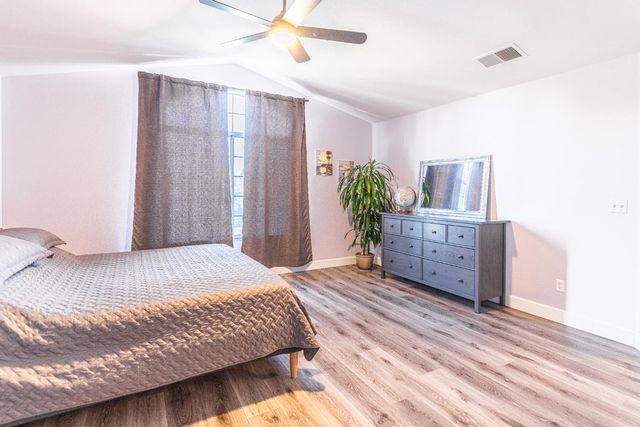 2322 E Revere Road, Fresno, CA 93720