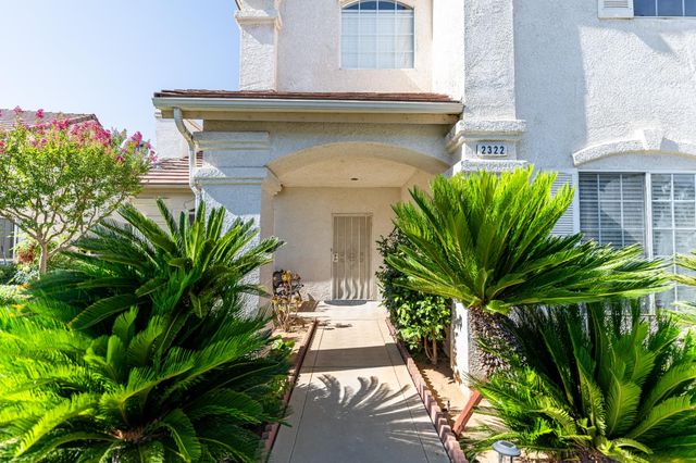 2322 E Revere Road, Fresno, CA 93720
