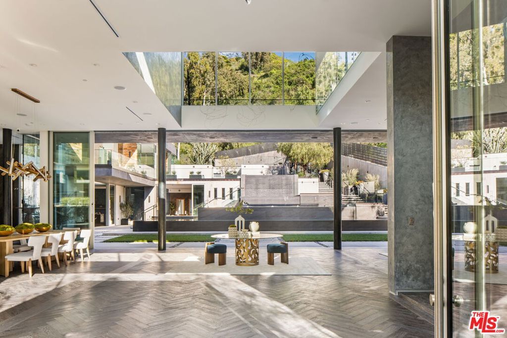 1116 Chantilly Road, Los Angeles, CA 90077 — photo 3