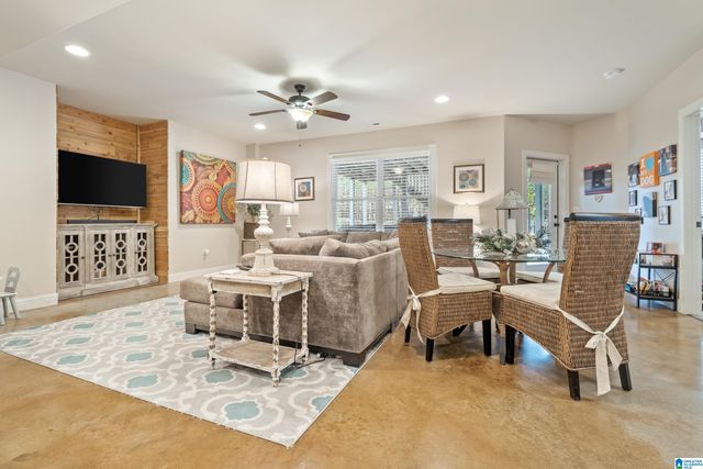 2012 HIGHLAND VILLAGE BEND, Birmingham, AL 35242