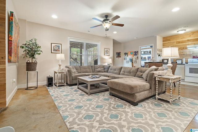 2012 HIGHLAND VILLAGE BEND, Birmingham, AL 35242