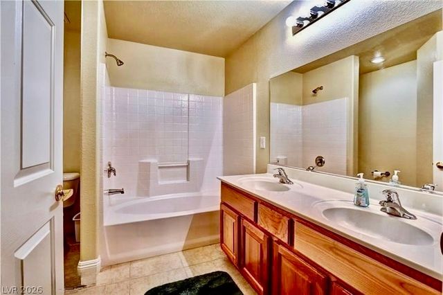 10363 Madagascar Palm Street, Las Vegas, NV 89141