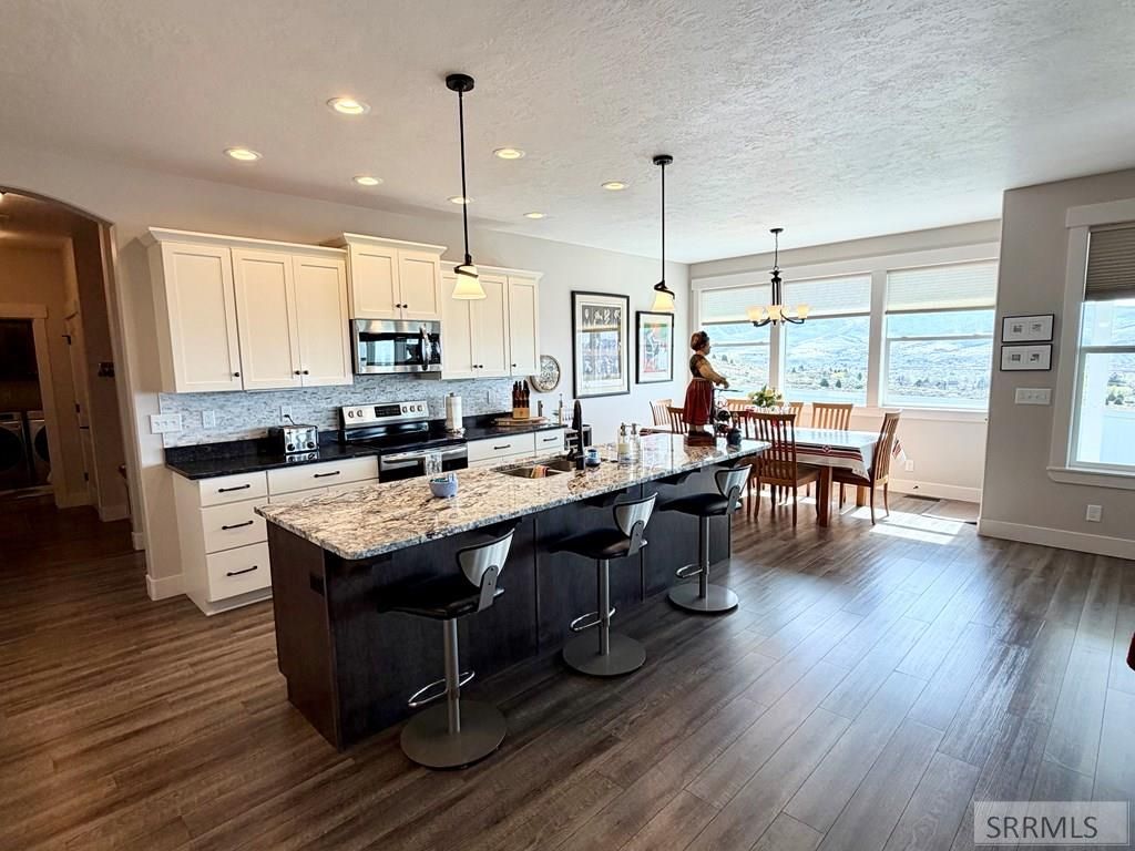 Image 10 of property listing at 805 Lucille, Pocatello, ID 83201