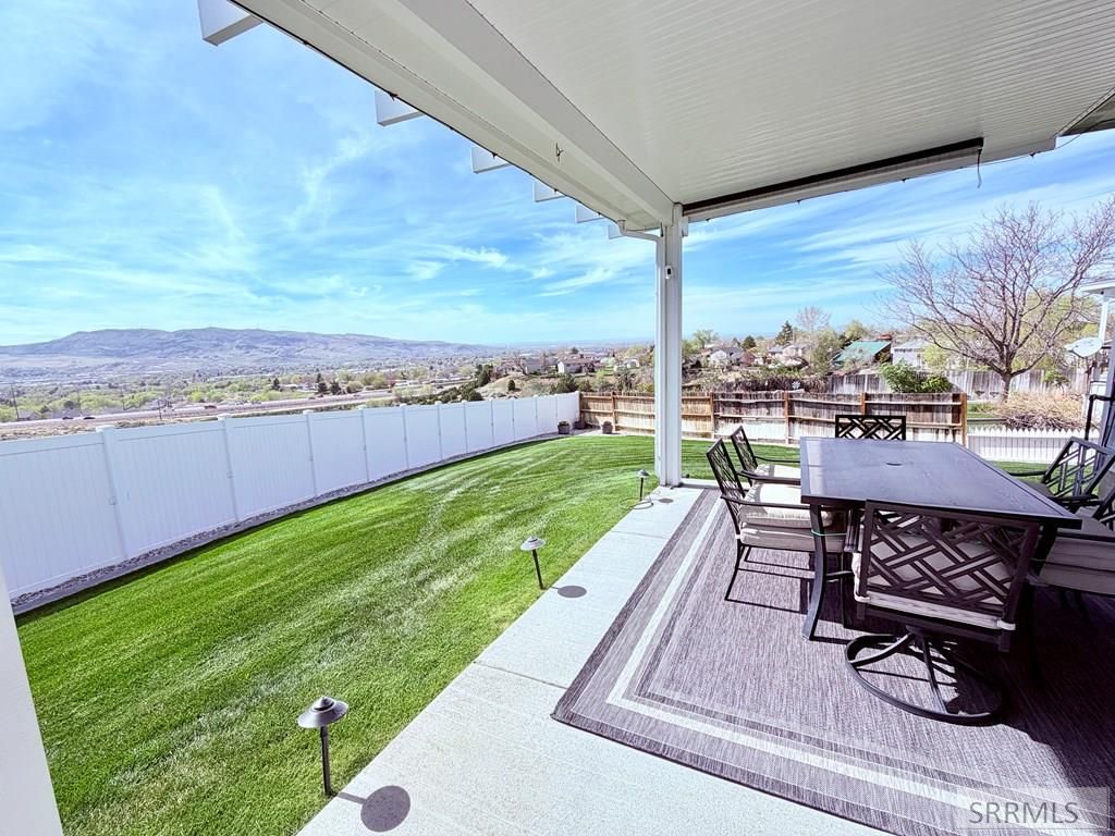 Image 35 of property listing at 805 Lucille, Pocatello, ID 83201