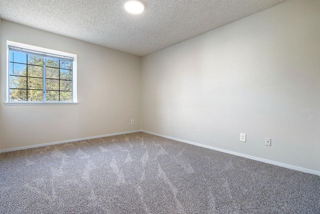 805 E Buckhill Road, Fresno, CA 93720