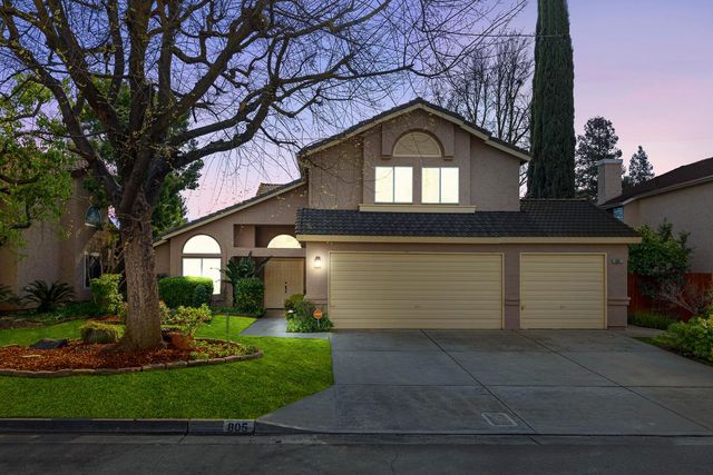 805 E Buckhill Road, Fresno, CA 93720